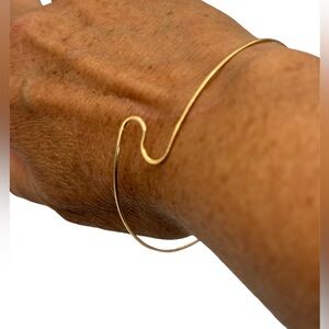 Gold Wire Bracelet Bangle 18k Gold plates One size